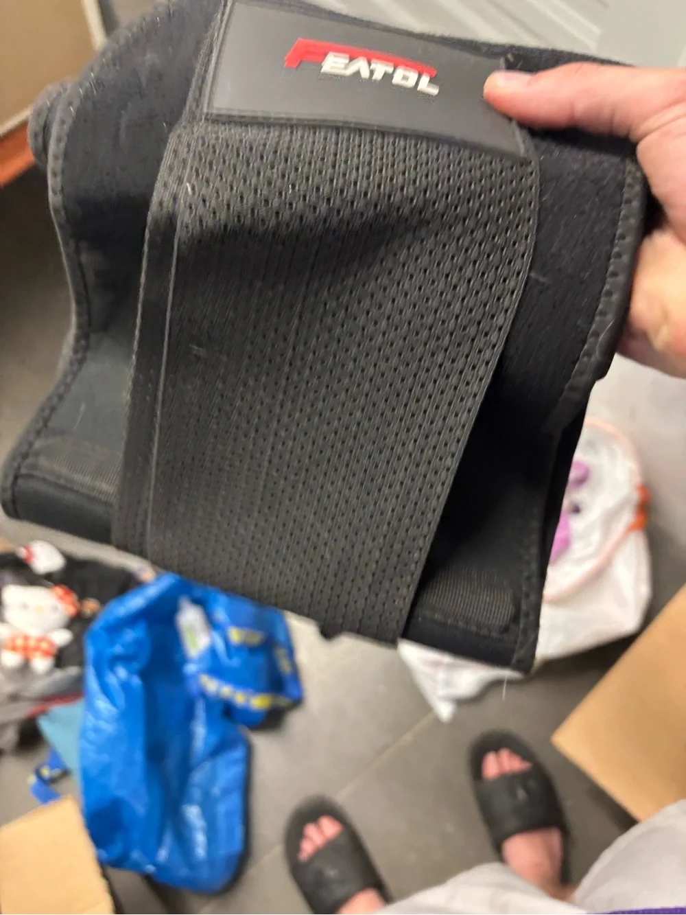 Featol black sleeve